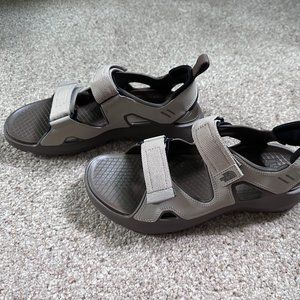 The North Face Water Sandals/ Shoes